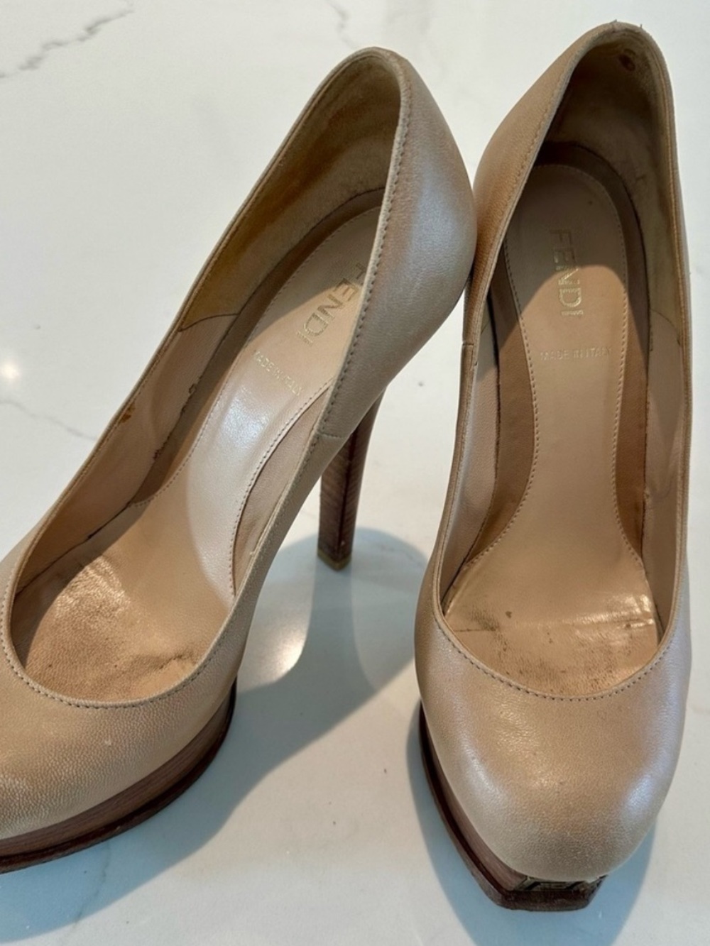 Fendi Fendista Platform Pumps - Picture 5 of 16